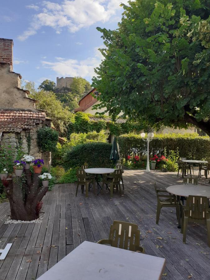 Hotel Le Baron Crémieu Kültér fotó
